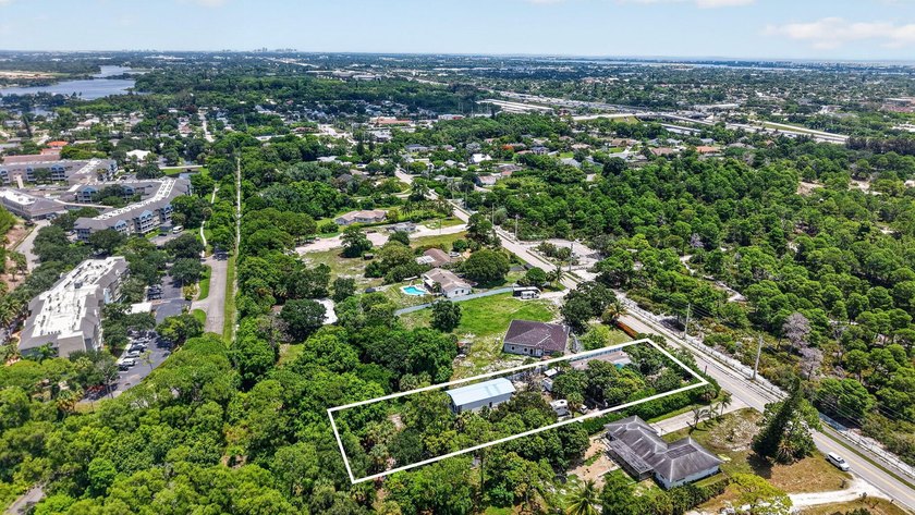 A SLICE OF PARADISE! Live free from HOA restrictions on this - photo 45