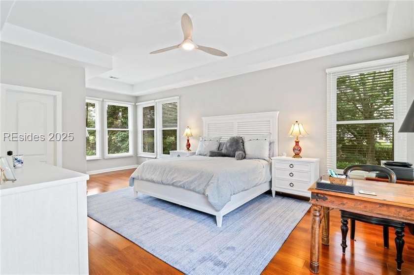 Move-in ready with a recently refinished pool. This beautifully - photo 34