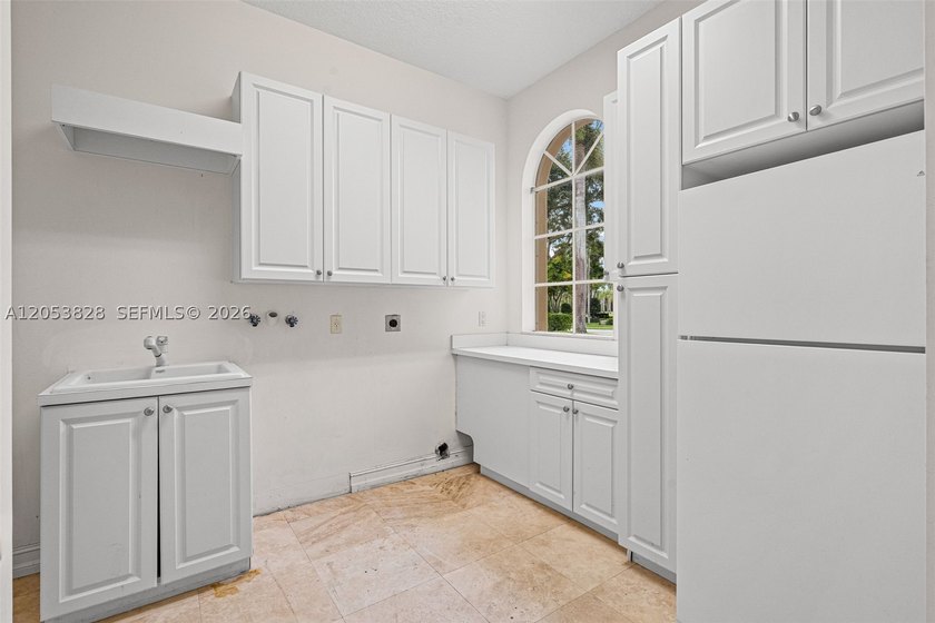 Welcome to one of the premier luxury homes in the prestigious - photo 44