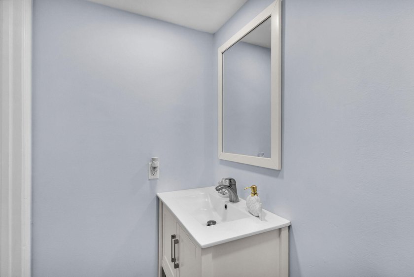 Welcome to this beautifully remodeled 2 bedroom, 1.5 bathroom - photo 8