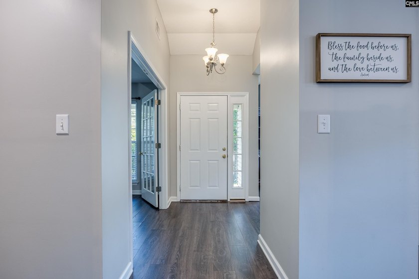 Meticulously maintained and full of timeless charm, this - photo 4