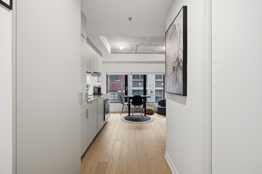 Studio moderne construit en 2022, comprenant une chambre - photo 4