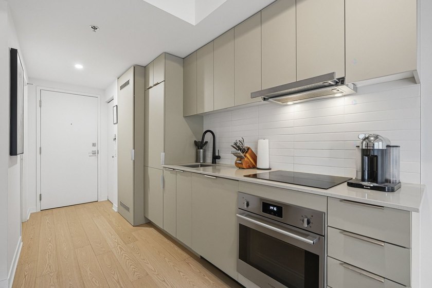 Studio moderne construit en 2022, comprenant une chambre - photo 7