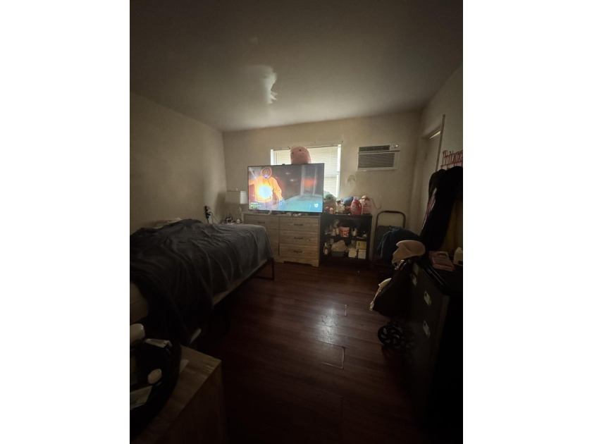 Investor Special! This 1-bedroom, 1-bath condo offers strong - photo 4