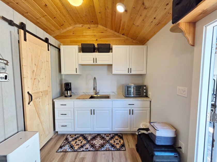 Silver Palms 5-Star RV Resort This magnificent lot is perfectly - photo 27