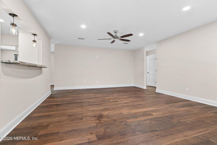 MOTIVATED SELLERS Creekside Charm Welcome to your peaceful - photo 9