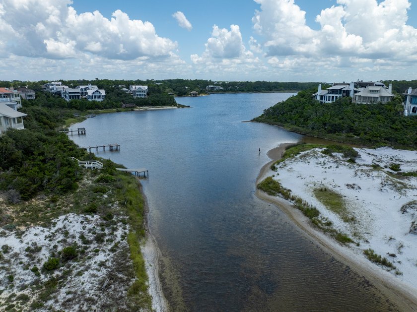 Gated, Private, one of the Jewels of Florida Emerald Coast and 1 - photo 14