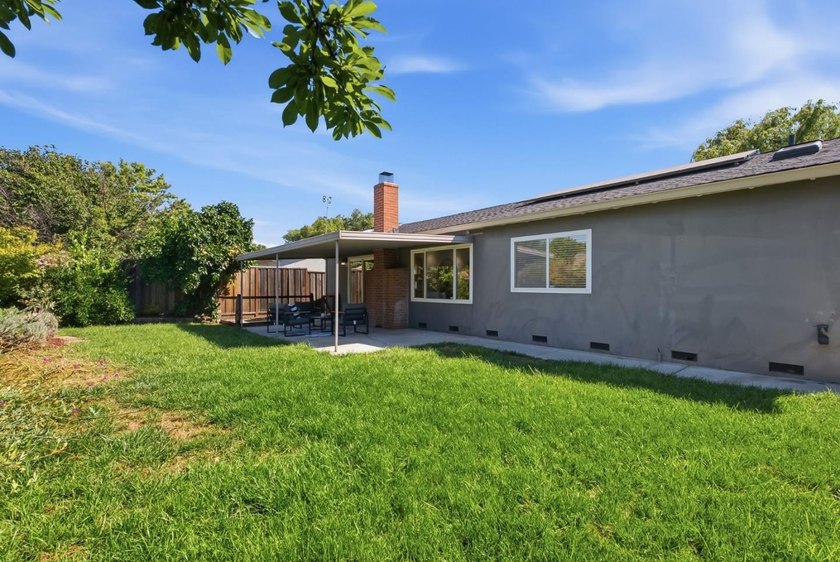 Charming and move-in ready, this 3-bedroom, 2-bath home offers 1 - photo 23