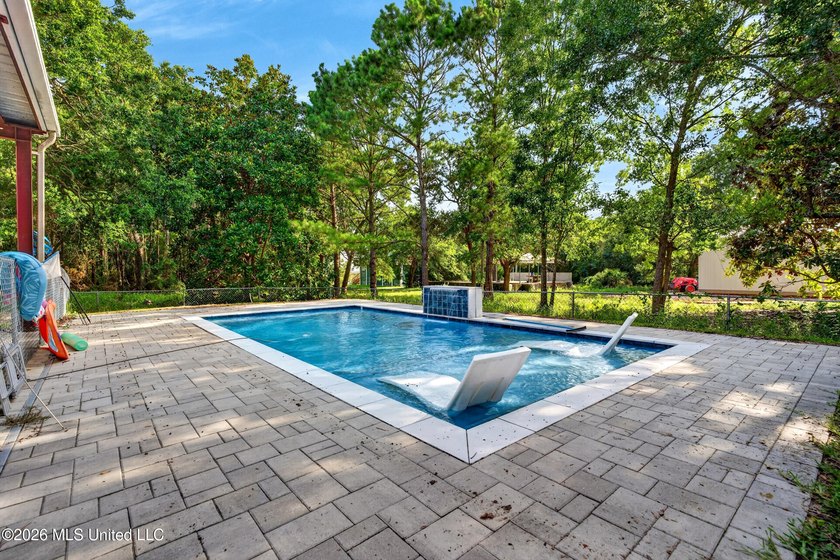 Need space for family, hobbies, toys, or a business? This one - photo 43