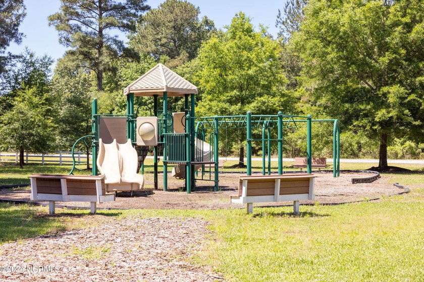 RiverSound is a beautiful, gated community along the shores of - photo 10