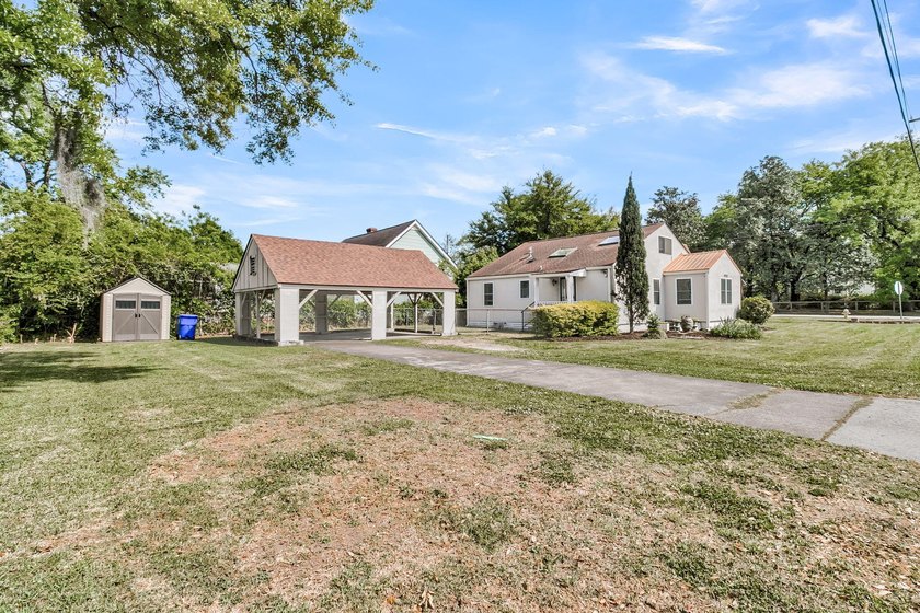 Two blocks from the heart of Park Circle, this renovated - photo 34