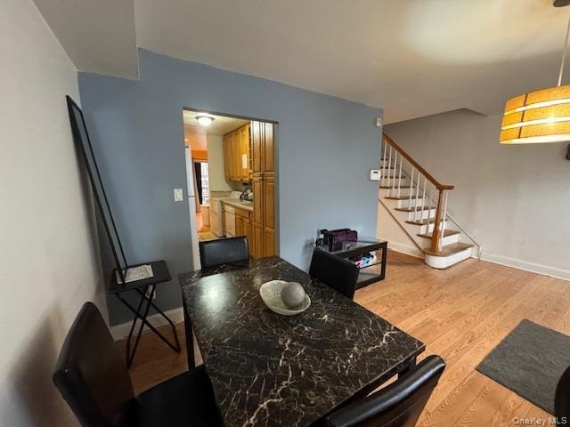 Welcome to this beautifully maintained 3-bedroom, 1.5-bath - photo 6