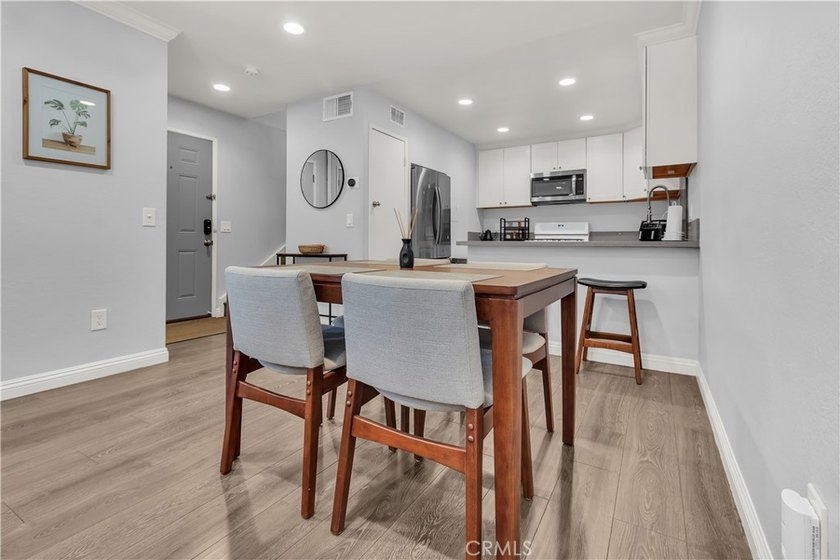 1086 Cabrillo Park Dr #D - photo 9