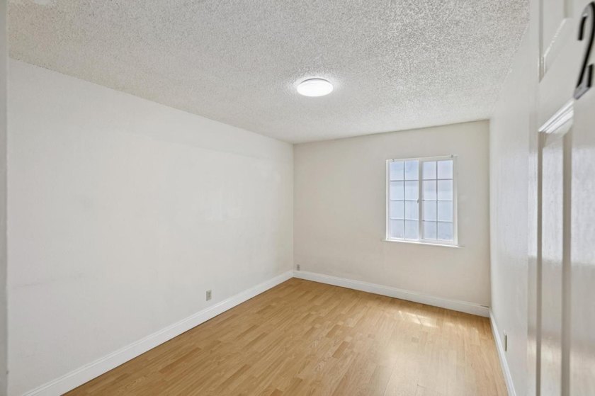 First time on the market in over 15 years, this versatile San - photo 12