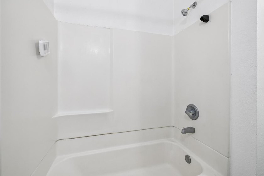 First time on the market in over 15 years, this versatile San - photo 20