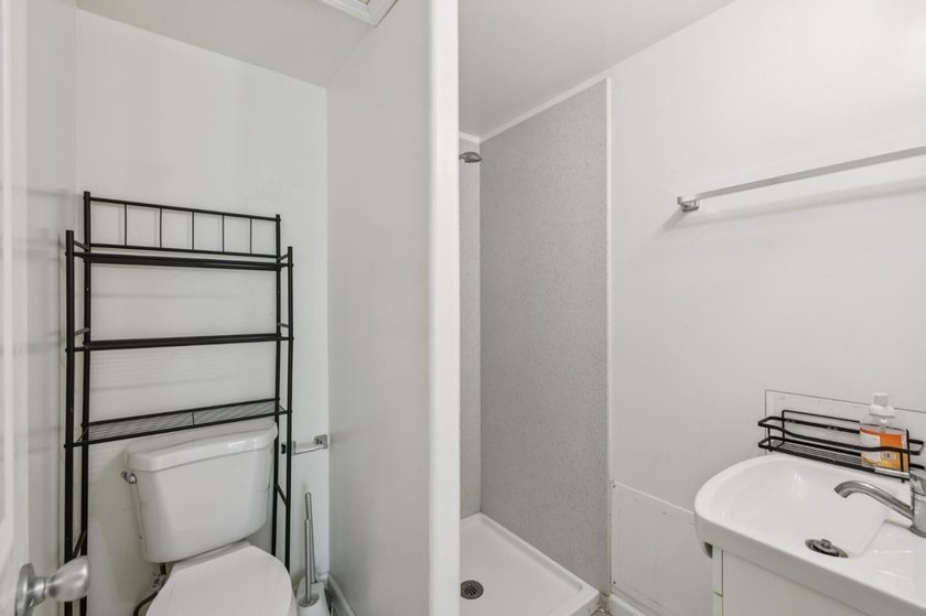 First time on the market in over 15 years, this versatile San - photo 21