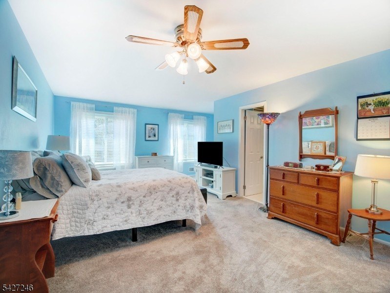 Beautifully updated, two-level townhome offering the perfect - photo 20