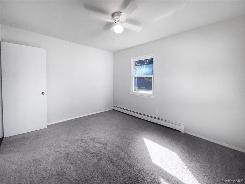 Welcome to this beautiful 3 bedroom, 2 bathroom home located at - photo 22