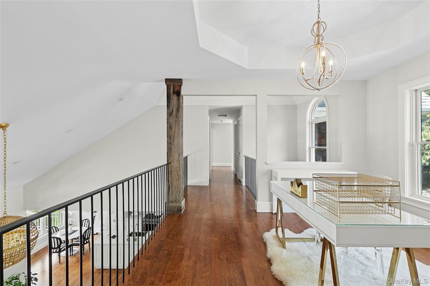 Welcome to the epitome of elegance and comfort at 3470 N Bayview - photo 16