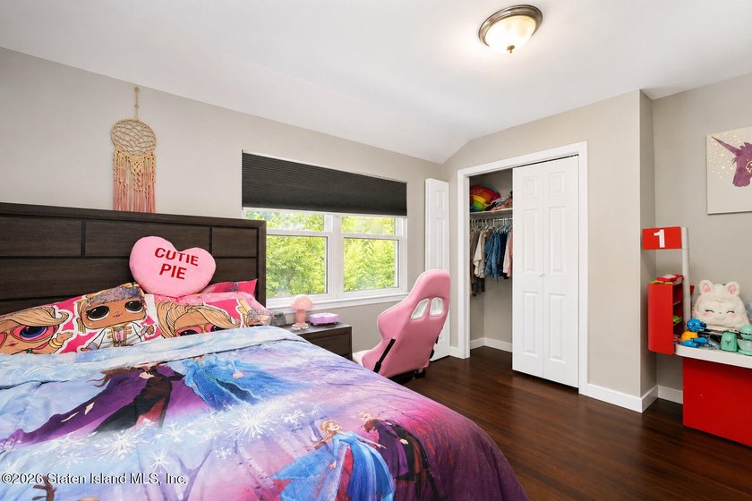 Welcome to 285 Lockman Avenue, a spacious and beautifully - photo 17