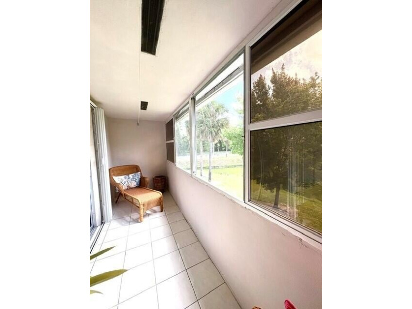 Immaculate second floor, partially furnished, one bedroom one - photo 28