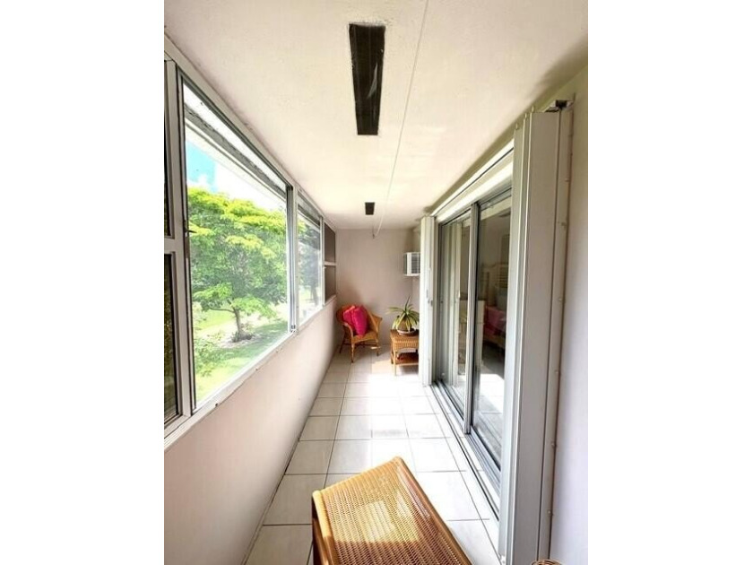 Immaculate second floor, partially furnished, one bedroom one - photo 29