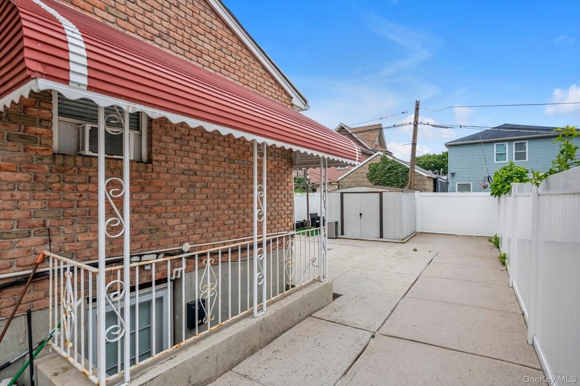 Excellent Investment Find! This Semi-Detached Brick Two Family - photo 45