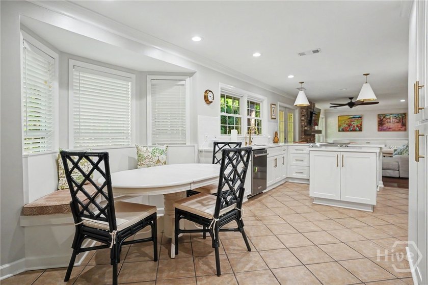 Pristine One-Level Living in the Heart of Marshwood. Experience - photo 11