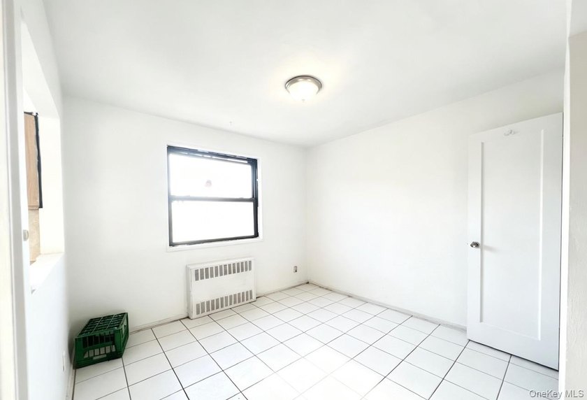 NO INTERVIEW Garden-Style 3 Bedroom Coop for Sale in Kew Garden - photo 13