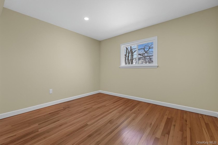 Beautiful and spacious home featuring 4 bedrooms and 2.5 - photo 25