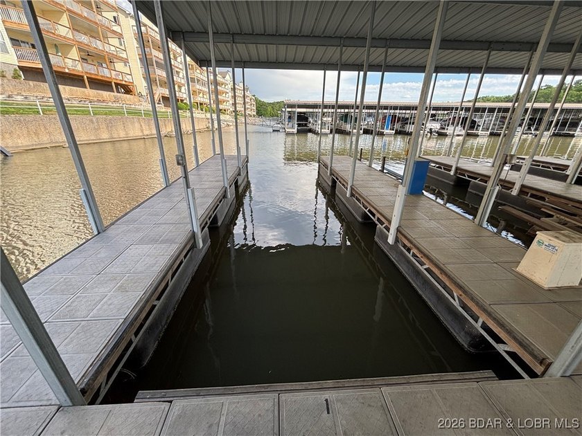 TOP-FLOOR PANORAMIC MAIN CHANNEL VIEWS set this exceptional - photo 28