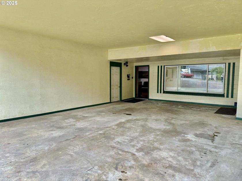 This custom 2 story ranch style home brings together comfort - photo 3