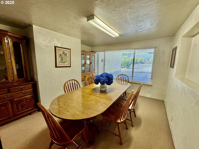 This custom 2 story ranch style home brings together comfort - photo 10