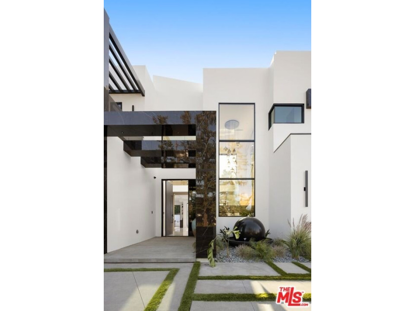 An extraordinary 2026 modern masterpiece in prime Tarzana, this - photo 4