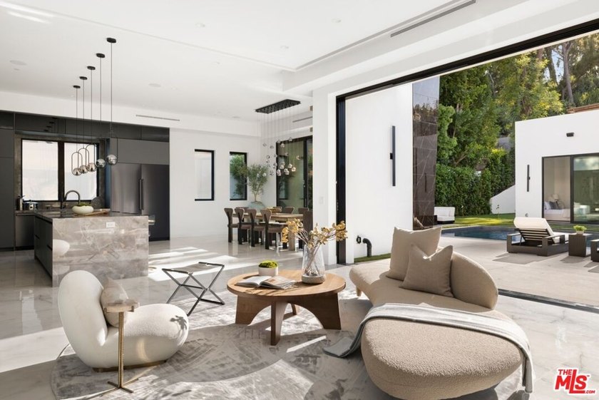 An extraordinary 2026 modern masterpiece in prime Tarzana, this - photo 10