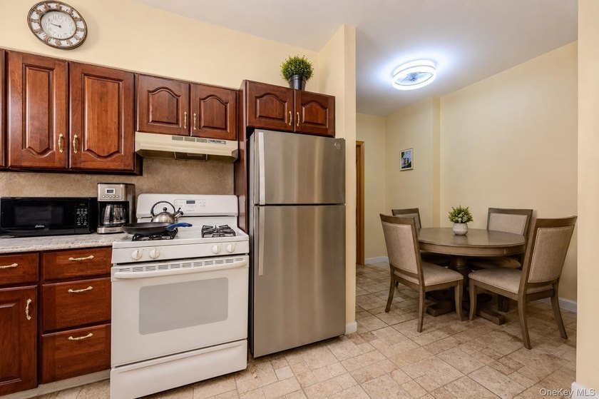 Welcome to a fantastic, income-generating multi-family property - photo 23