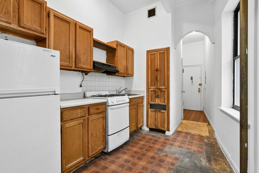 424 East 115th St 1C - photo 8