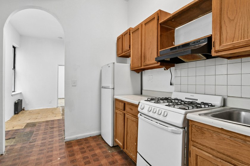 424 East 115th St 1C - photo 9
