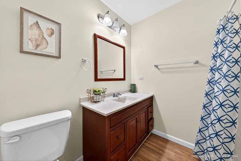 Stunning custom-built home on 1.42 private acres in Ingleside - photo 33