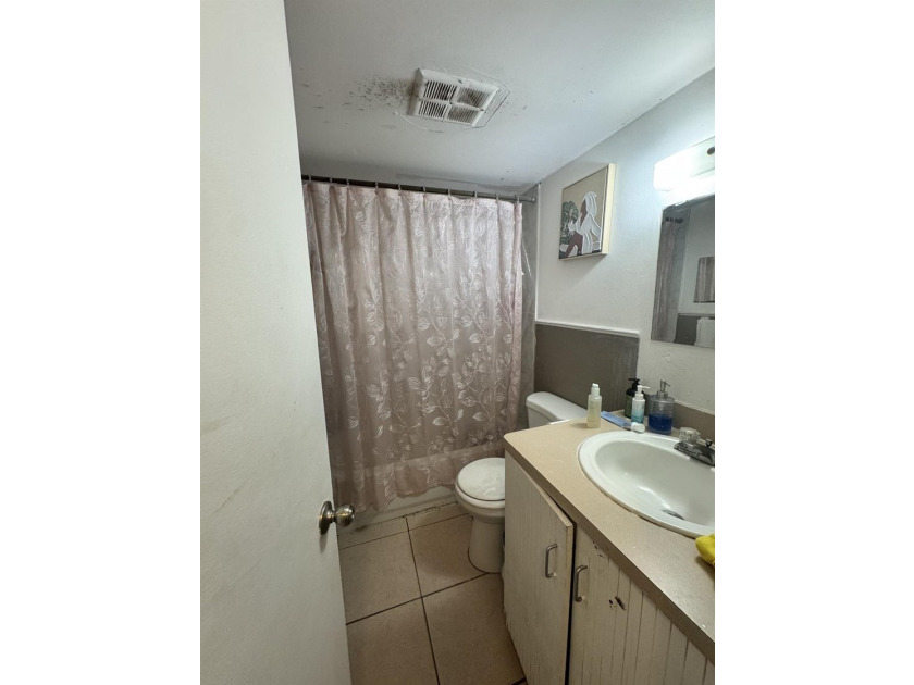 Investor's Dream! This bright and inviting 2-bedroom, 1-bath - photo 7