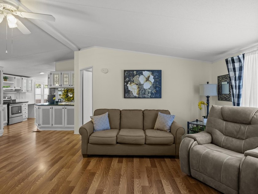 Welcome home to peaceful country living! This well-maintained - photo 10