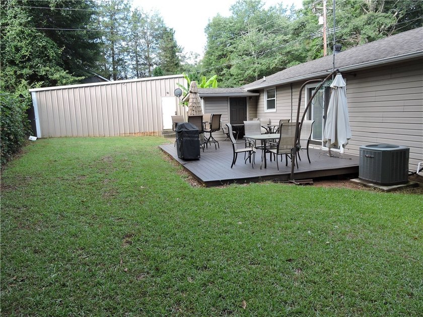 A must-see for those looking for a Move-In Ready, Updated, SOLD - photo 24
