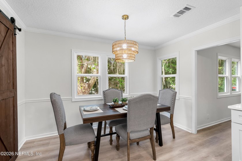 Remodeled and move-in ready in Palatka. This 3 bedroom, 2 - photo 13