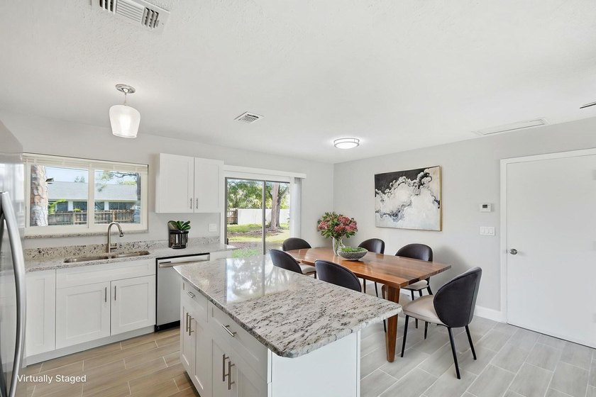 Completely redone and ready to impress! This 3BR/2BA home has - photo 14