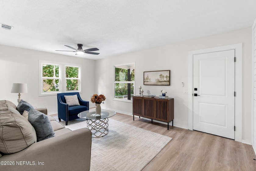Remodeled and move-in ready in Palatka. This 3 bedroom, 2 - photo 17