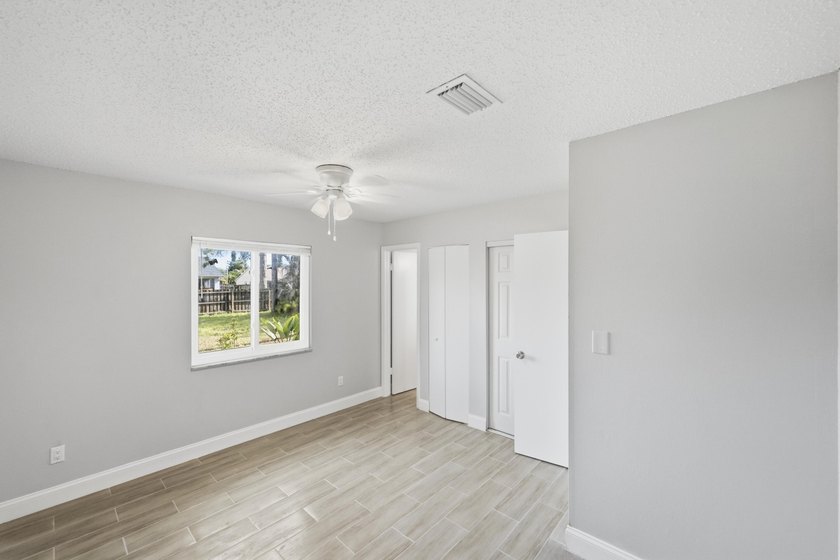Completely redone and ready to impress! This 3BR/2BA home has - photo 23