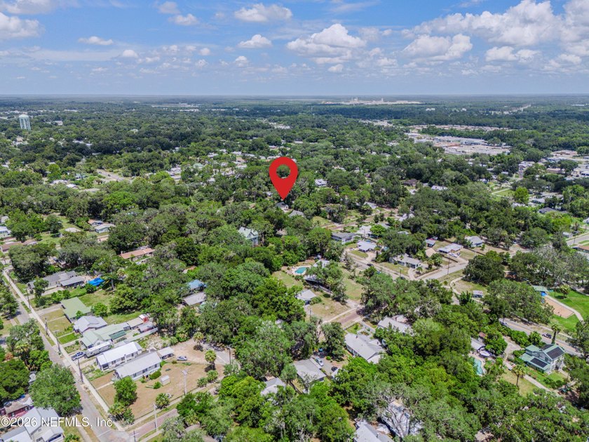 Remodeled and move-in ready in Palatka. This 3 bedroom, 2 - photo 36