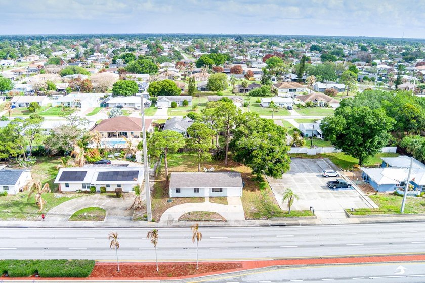 Completely redone and ready to impress! This 3BR/2BA home has - photo 49