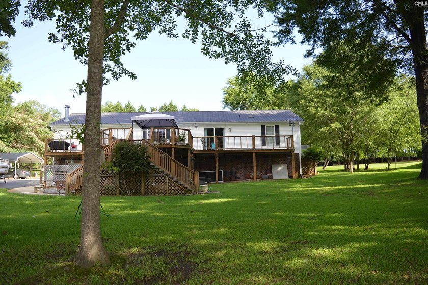 Beautiful, well maintained, 3 bed 2 bath home on a gently - photo 2