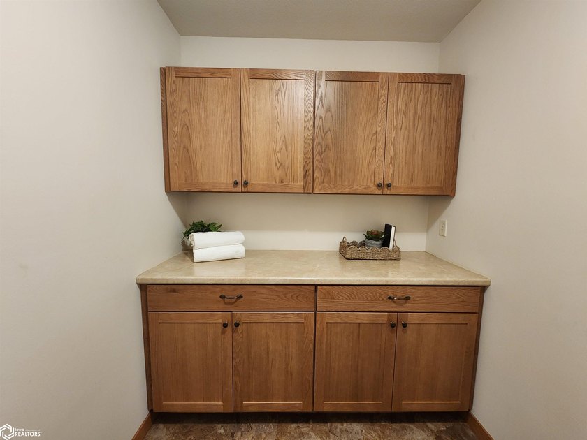 LUXURY LIVING AT AN AFFORDABLE PRICE! GARDEN PARK VILLAGE CONDOS - photo 9